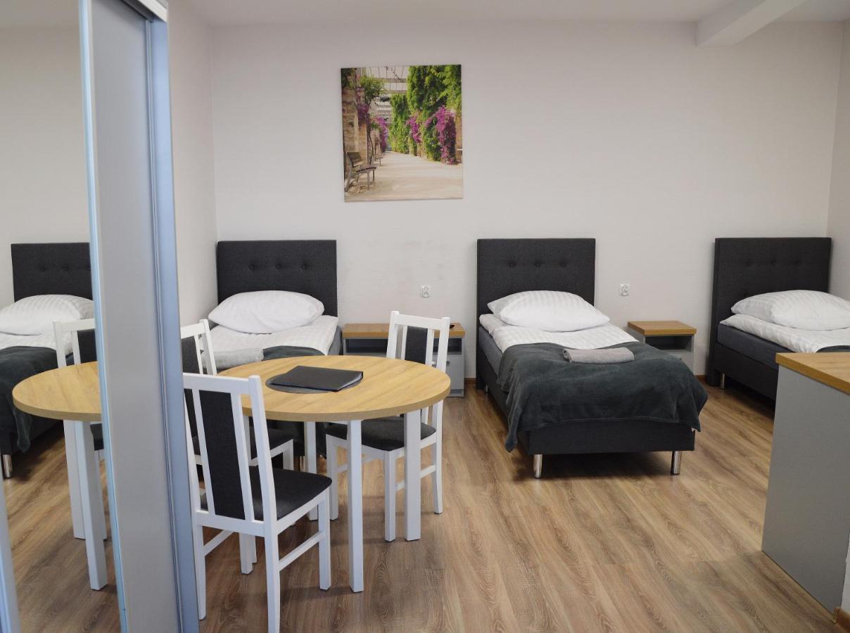 Hostel Adabet 肯普诺 外观 照片