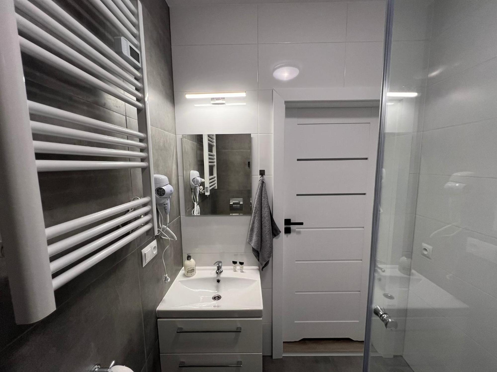 Hostel Adabet 肯普诺 外观 照片